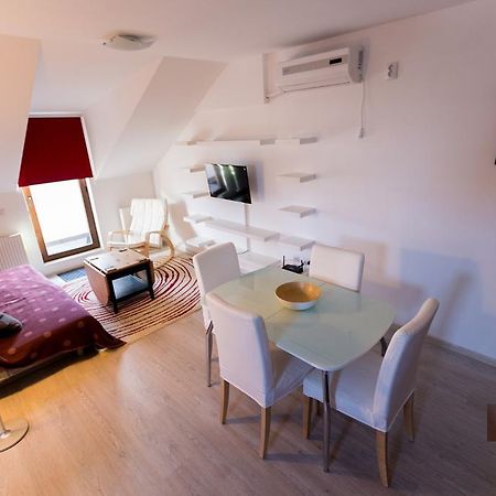 Cozy Apartment - Palas Iasi Extérieur photo