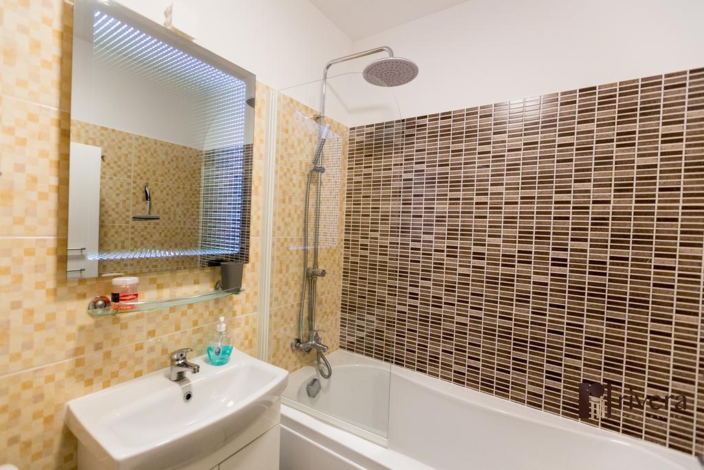 Cozy Apartment - Palas Iasi Extérieur photo